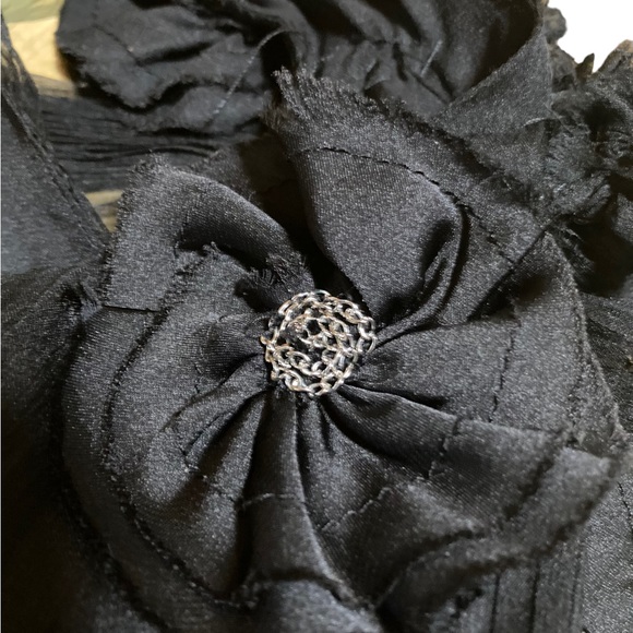 Do & Be women’s one shoulder black blouson style corset top. - Picture 9 of 14